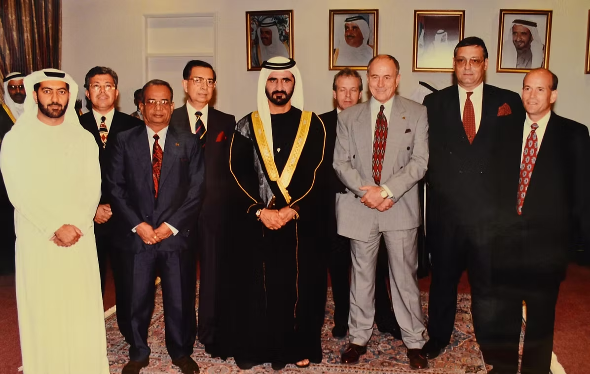 HH Sheikh Mohammed bin Rashid Al Maktoum with the founding members of Dubai Quality Group, 1994